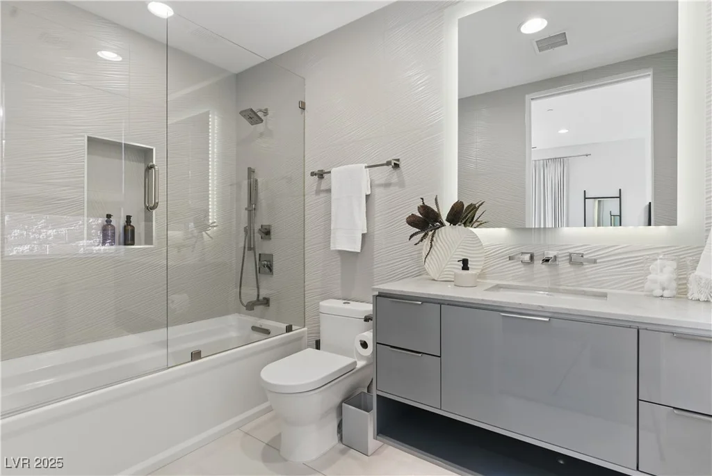 667 Palisade Rim, Henderson, NV 89012