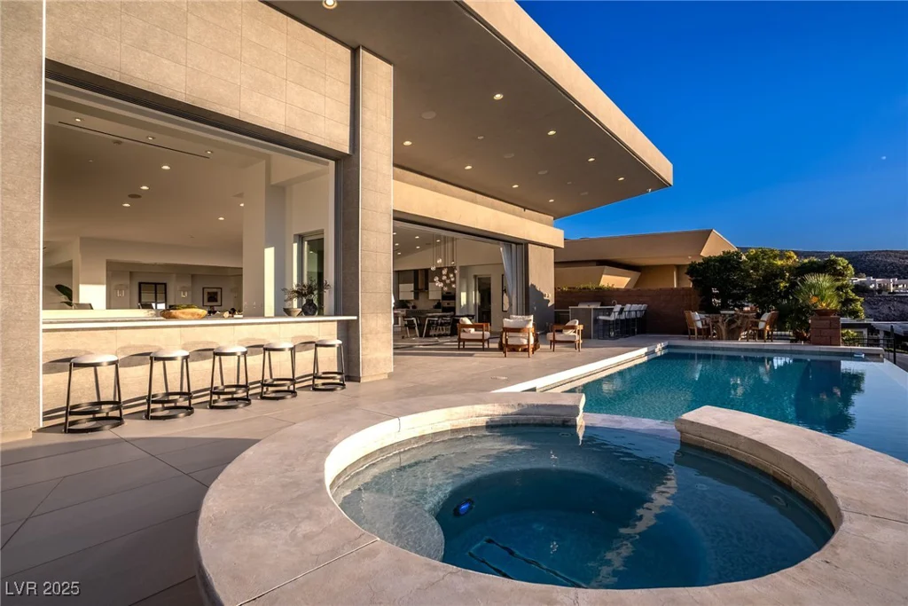 667 Palisade Rim, Henderson, NV 89012