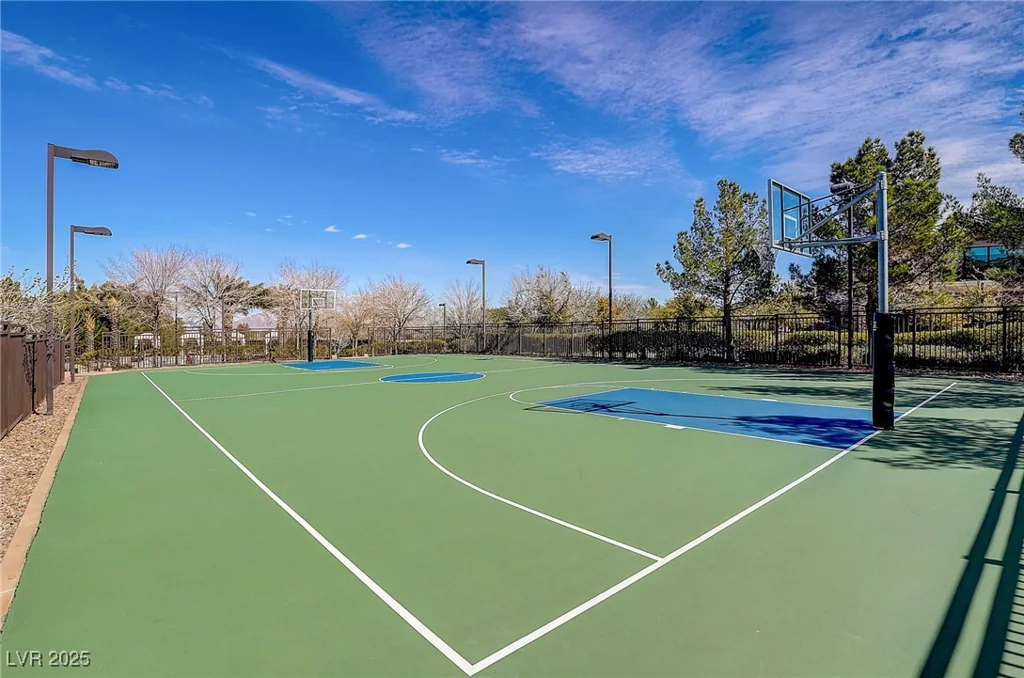 667 Palisade Rim, Henderson, NV 89012