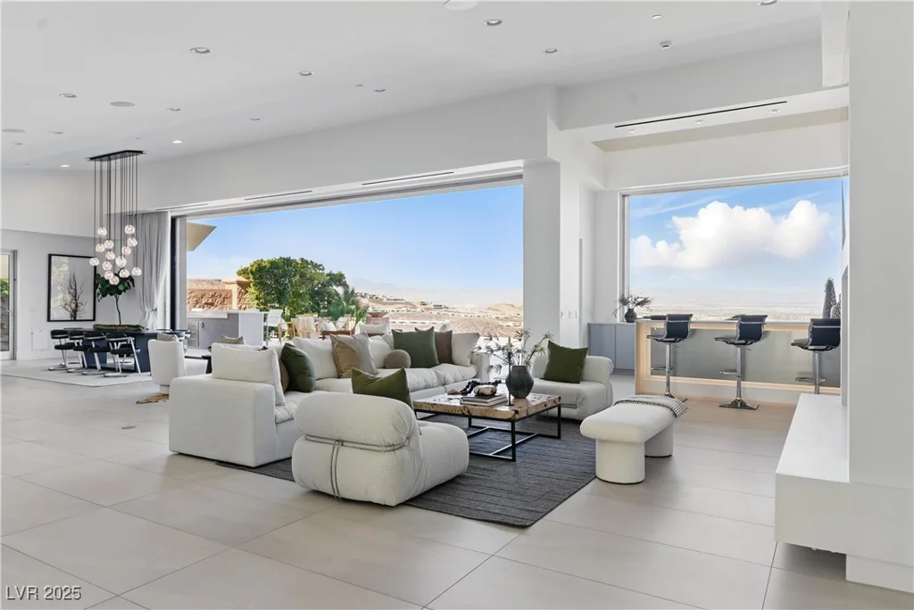 667 Palisade Rim, Henderson, NV 89012