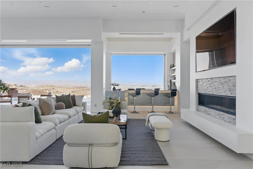 667 Palisade Rim, Henderson, NV 89012
