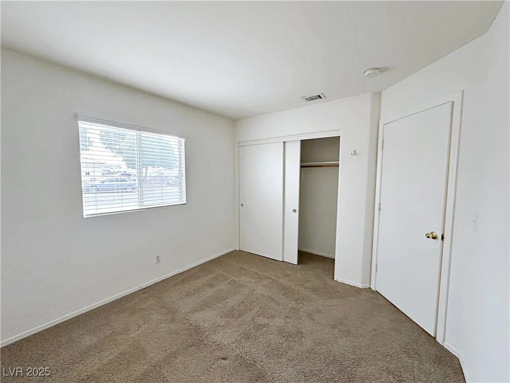 3723 Vidalia, North Las Vegas, NV 89031