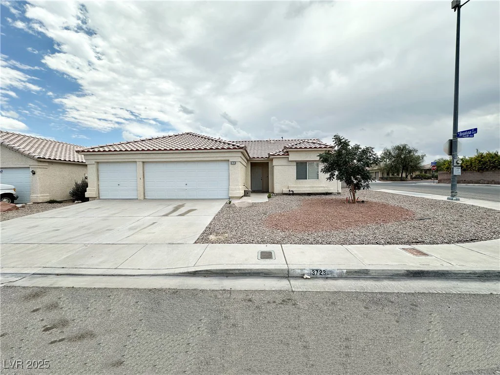 3723 Vidalia, North Las Vegas, NV 89031