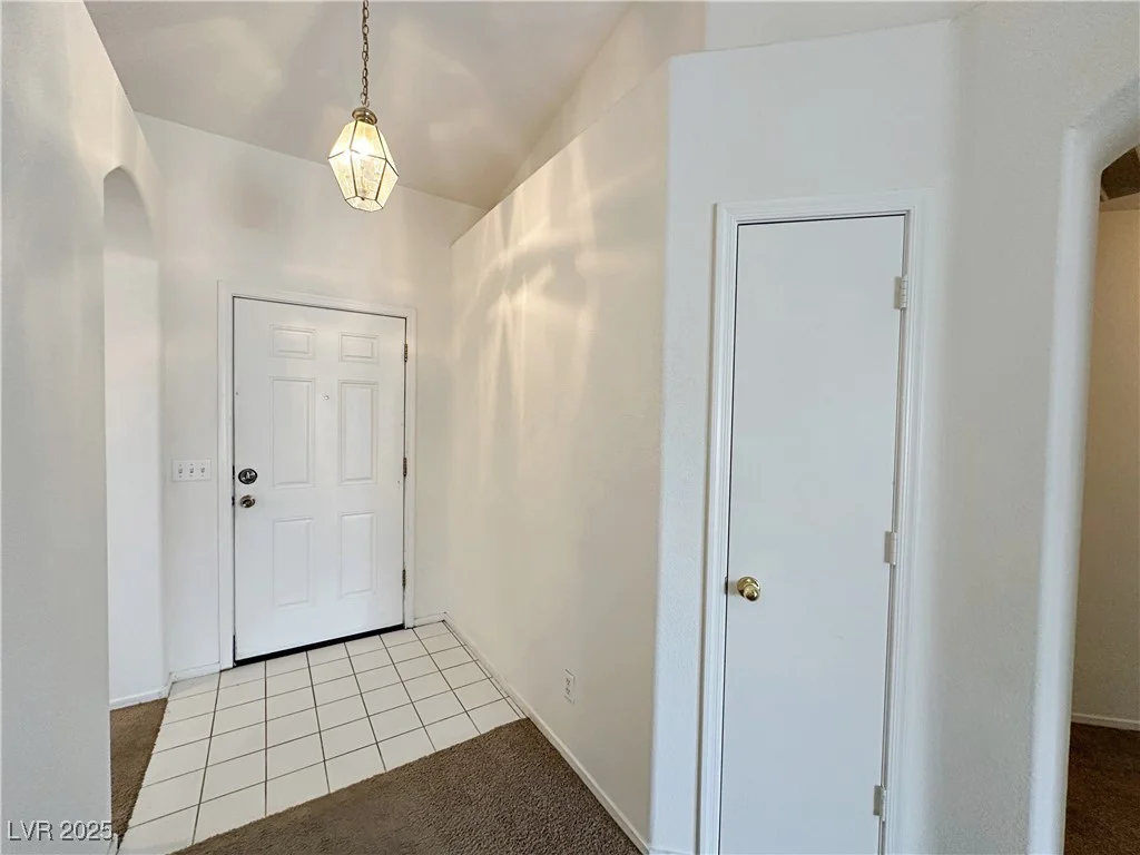 3723 Vidalia, North Las Vegas, NV 89031