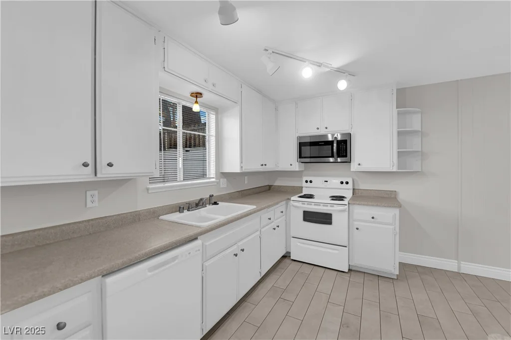 201 Pecos, Las Vegas, NV 89121