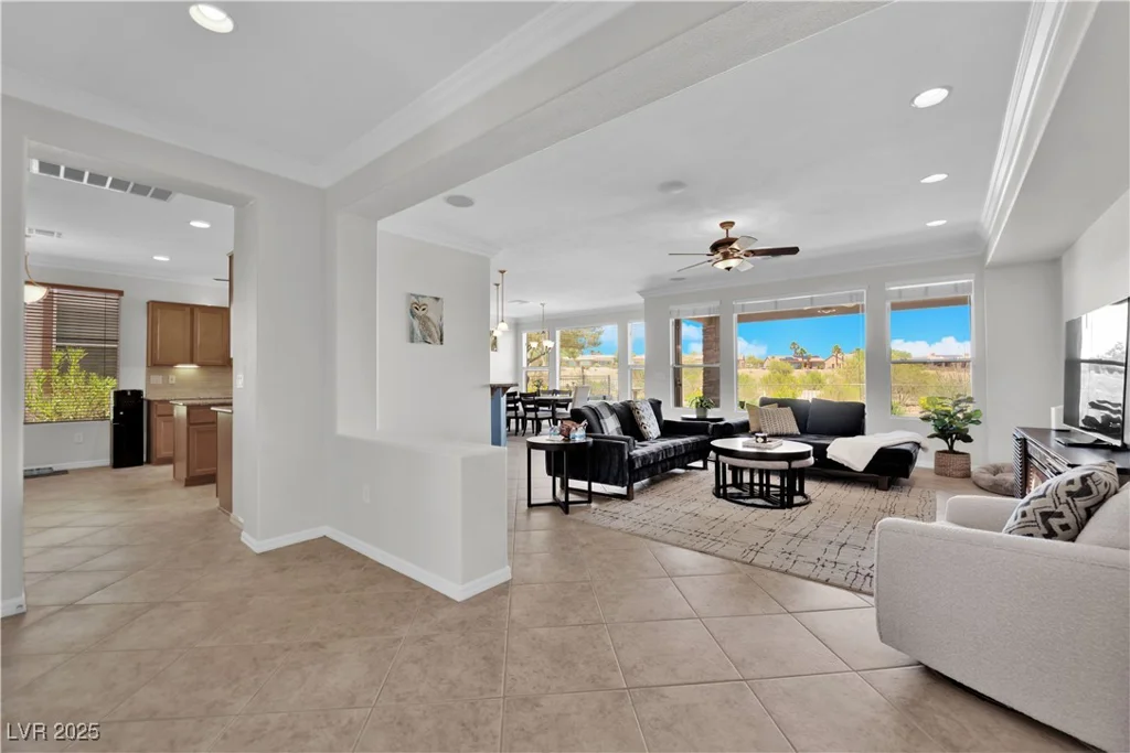 10372 Premia Place, Las Vegas, NV 89135
