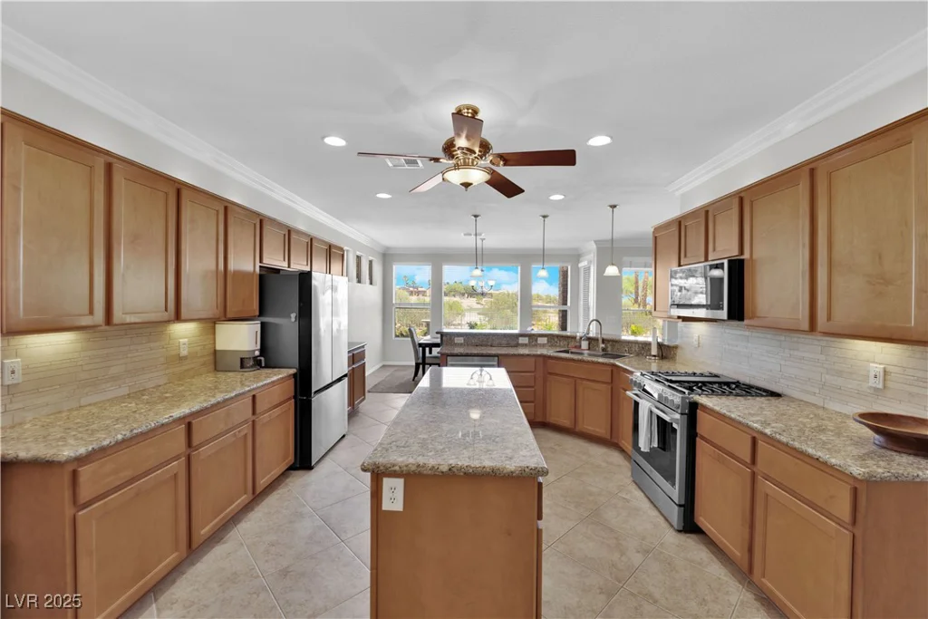 10372 Premia Place, Las Vegas, NV 89135