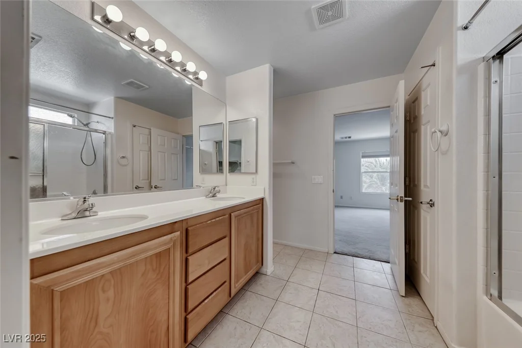5017 Wild Buffalo, Las Vegas, NV 89131