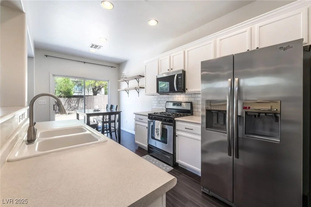 9428 Melva Blue, Las Vegas, NV 89166
