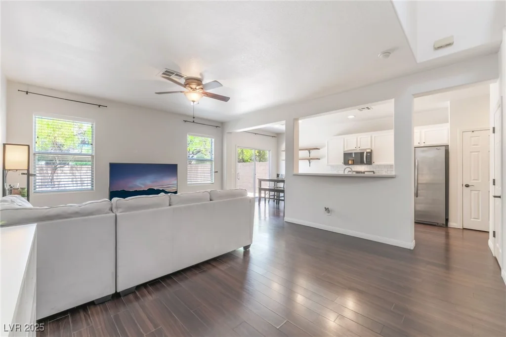 9428 Melva Blue, Las Vegas, NV 89166