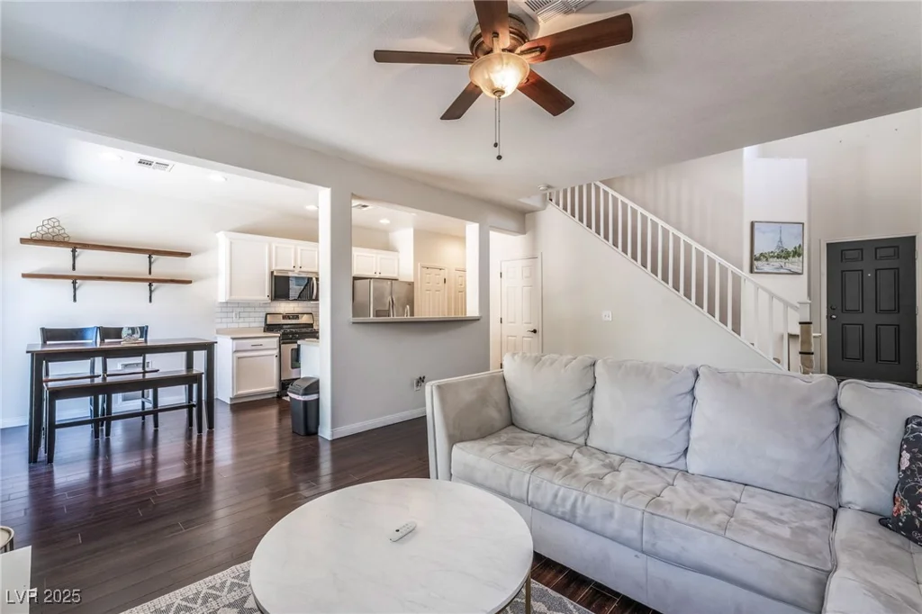 9428 Melva Blue, Las Vegas, NV 89166