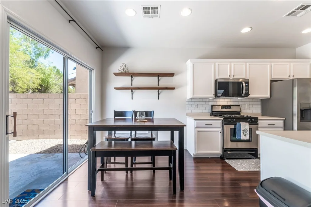 9428 Melva Blue, Las Vegas, NV 89166
