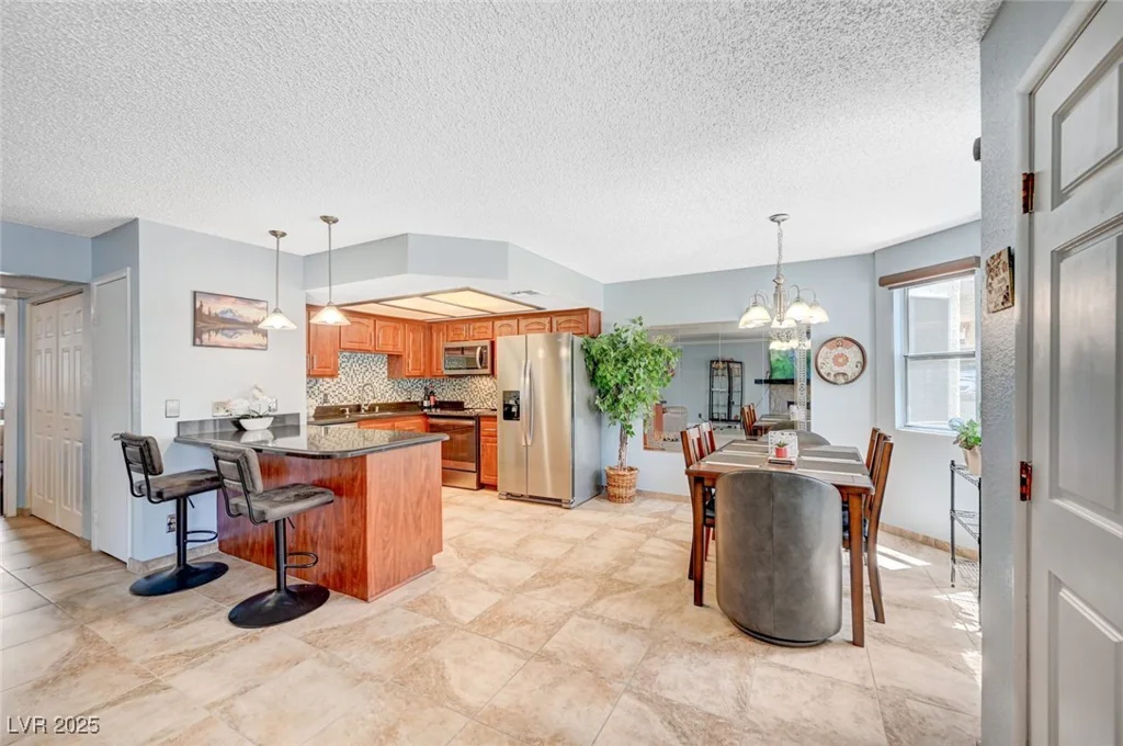 7952 Diamond Rock, Las Vegas, NV 89128