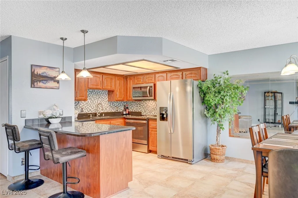 7952 Diamond Rock, Las Vegas, NV 89128