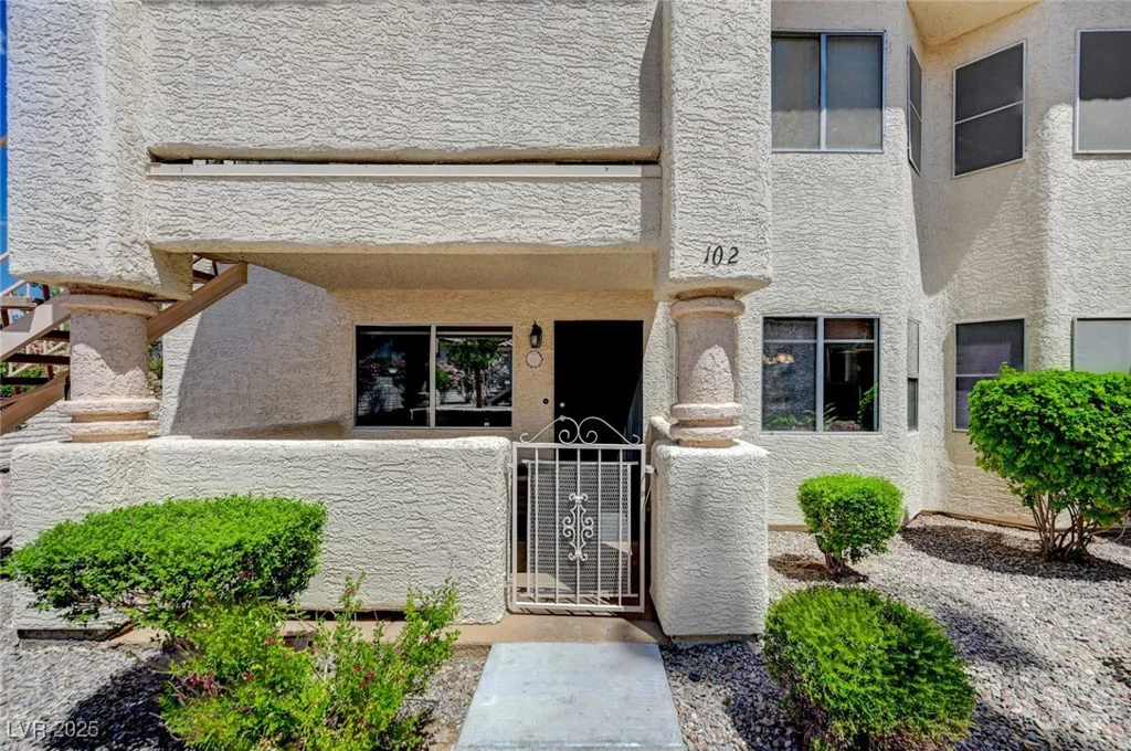 7952 Diamond Rock, Las Vegas, NV 89128