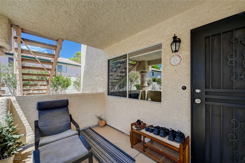 7952 Diamond Rock, Las Vegas, NV 89128