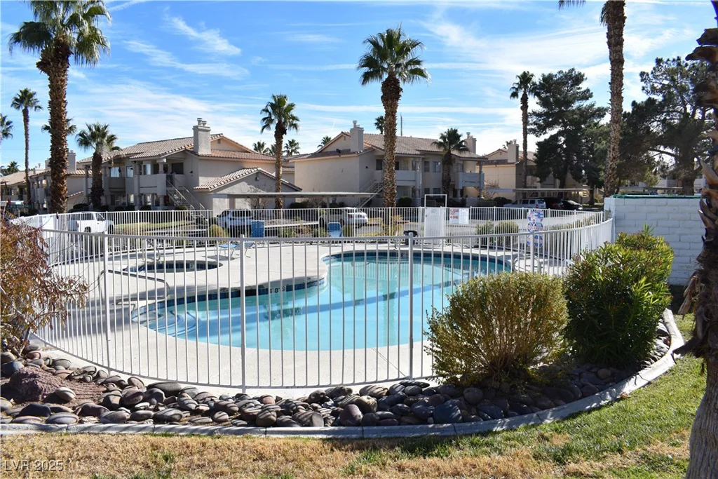 7952 Diamond Rock, Las Vegas, NV 89128