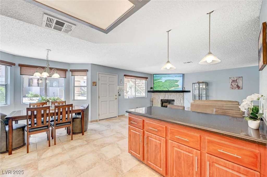 7952 Diamond Rock, Las Vegas, NV 89128