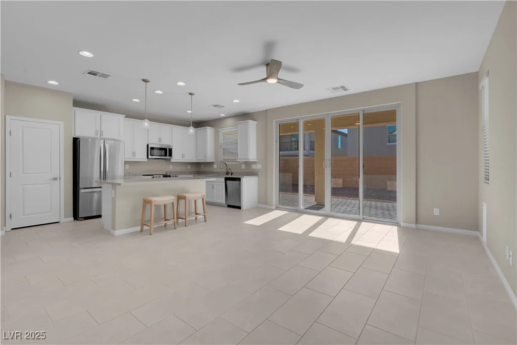 7104 Stockton Dunes, North Las Vegas, NV 89084