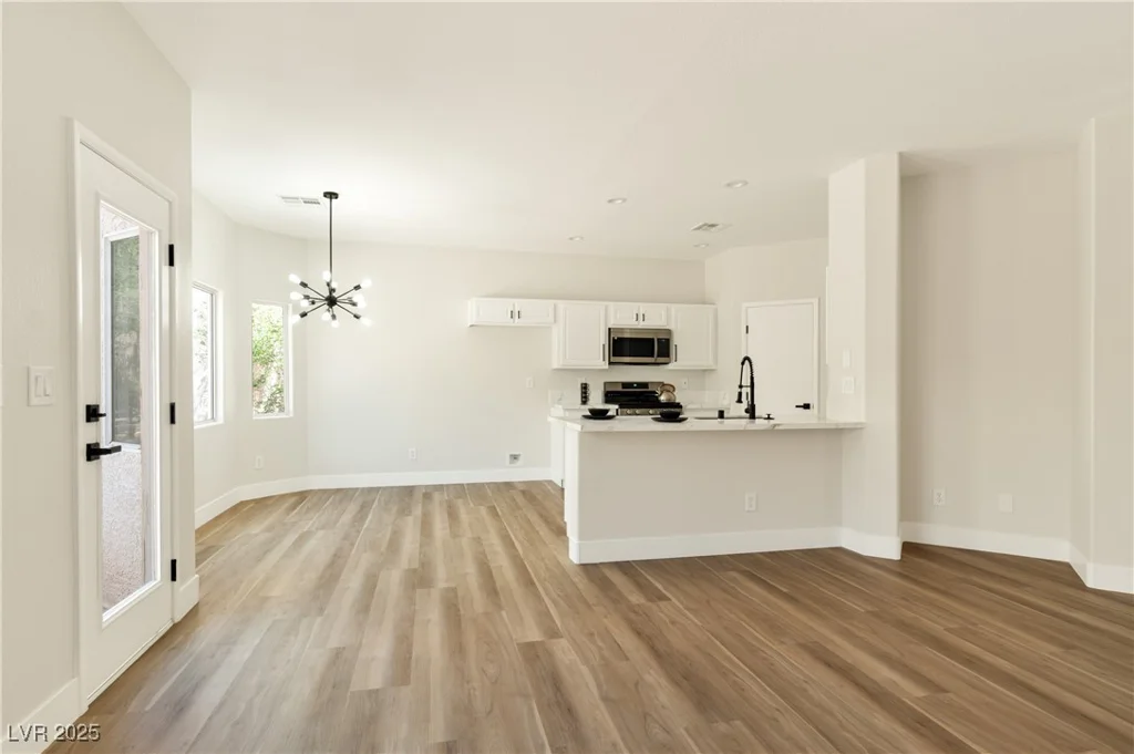9349 Lakefront Color, Las Vegas, NV 89178