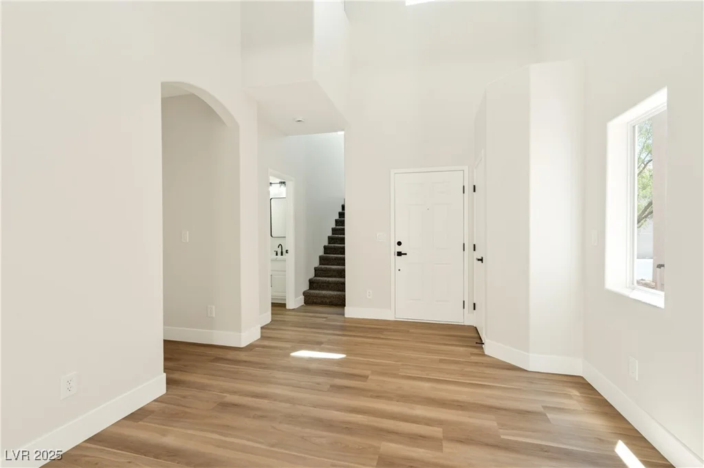 9349 Lakefront Color, Las Vegas, NV 89178