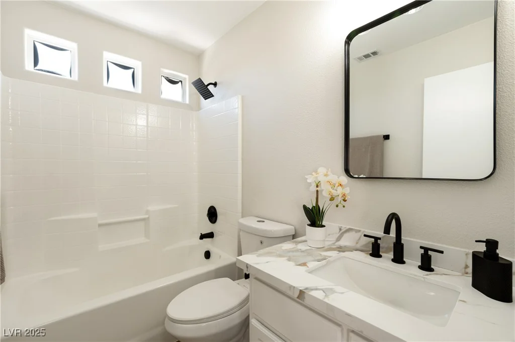9349 Lakefront Color, Las Vegas, NV 89178