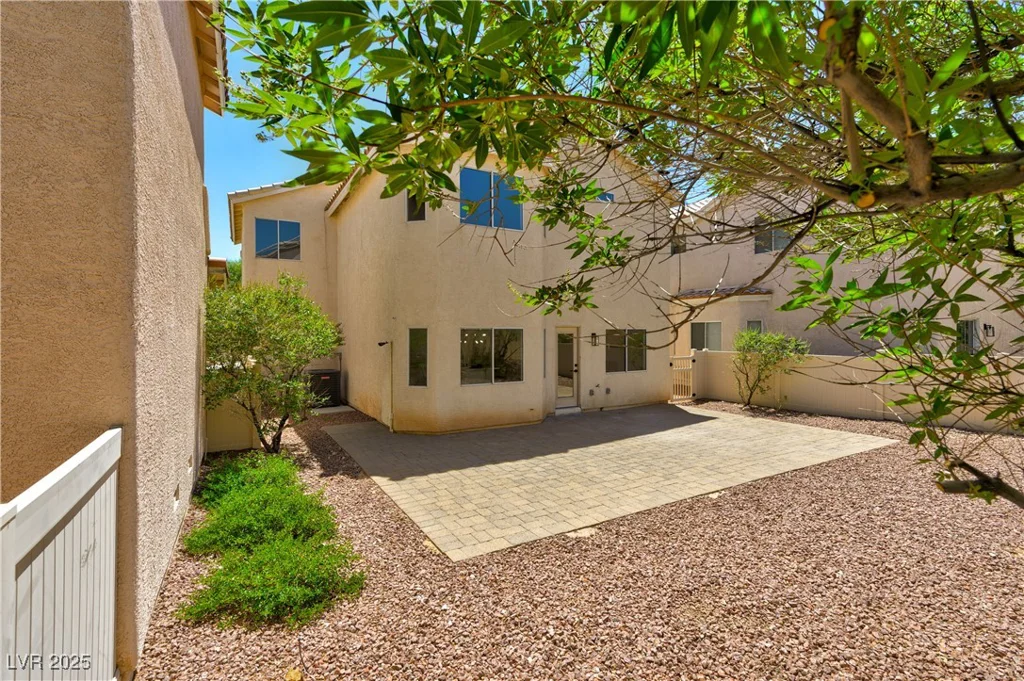 9349 Lakefront Color, Las Vegas, NV 89178