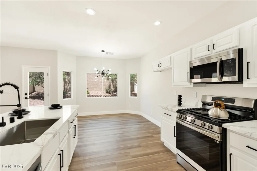 9349 Lakefront Color, Las Vegas, NV 89178