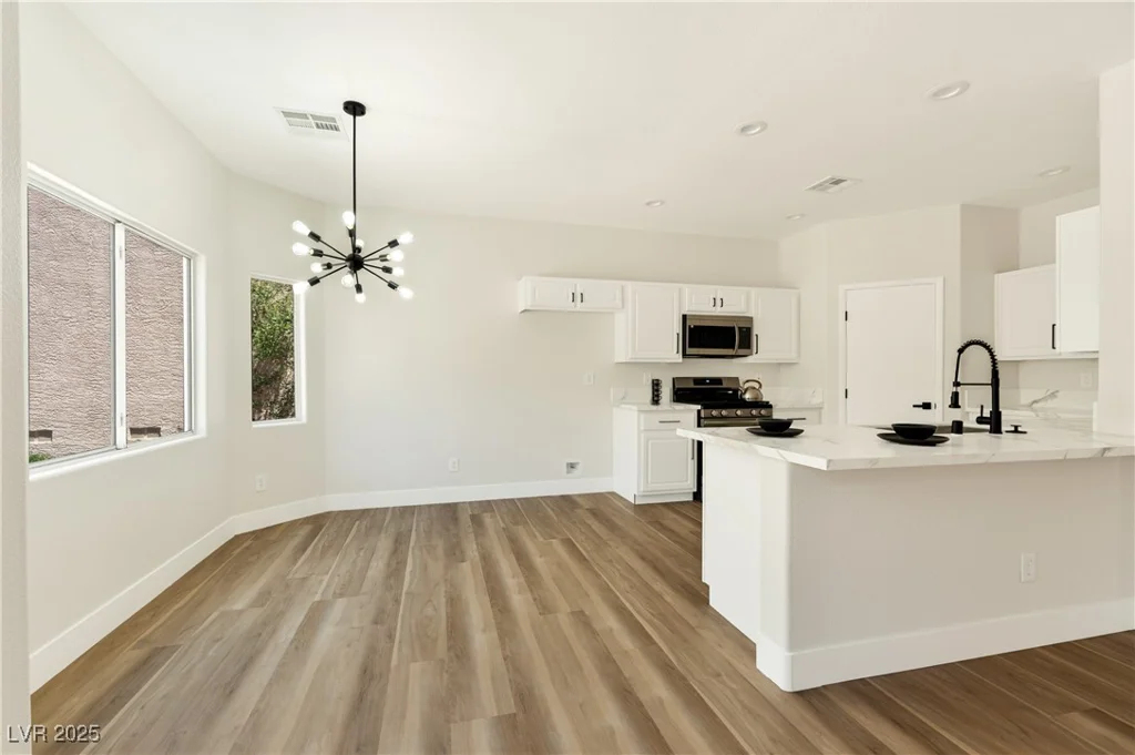 9349 Lakefront Color, Las Vegas, NV 89178