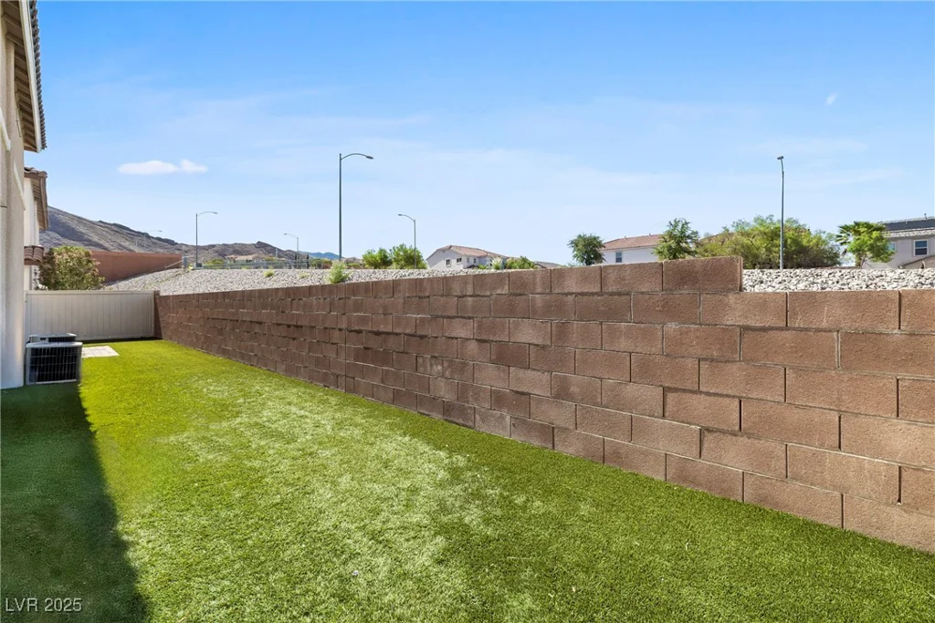10460 Concetta, Las Vegas, NV 89129