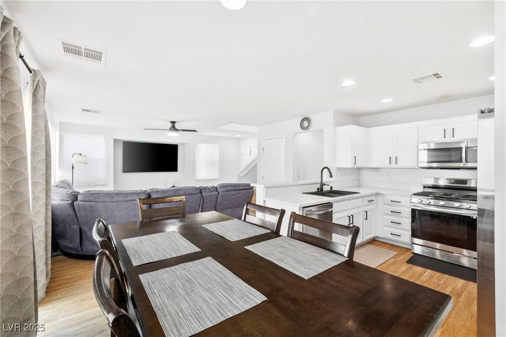 10460 Concetta, Las Vegas, NV 89129