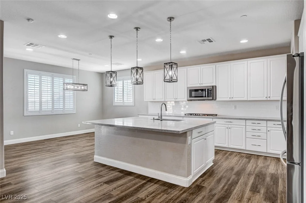 716 Cadence View, Henderson, NV 89011