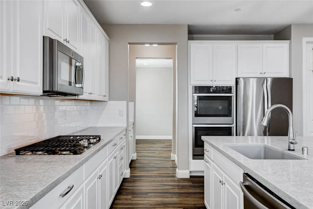 716 Cadence View, Henderson, NV 89011