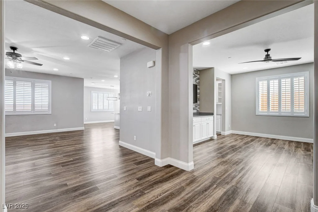 716 Cadence View, Henderson, NV 89011
