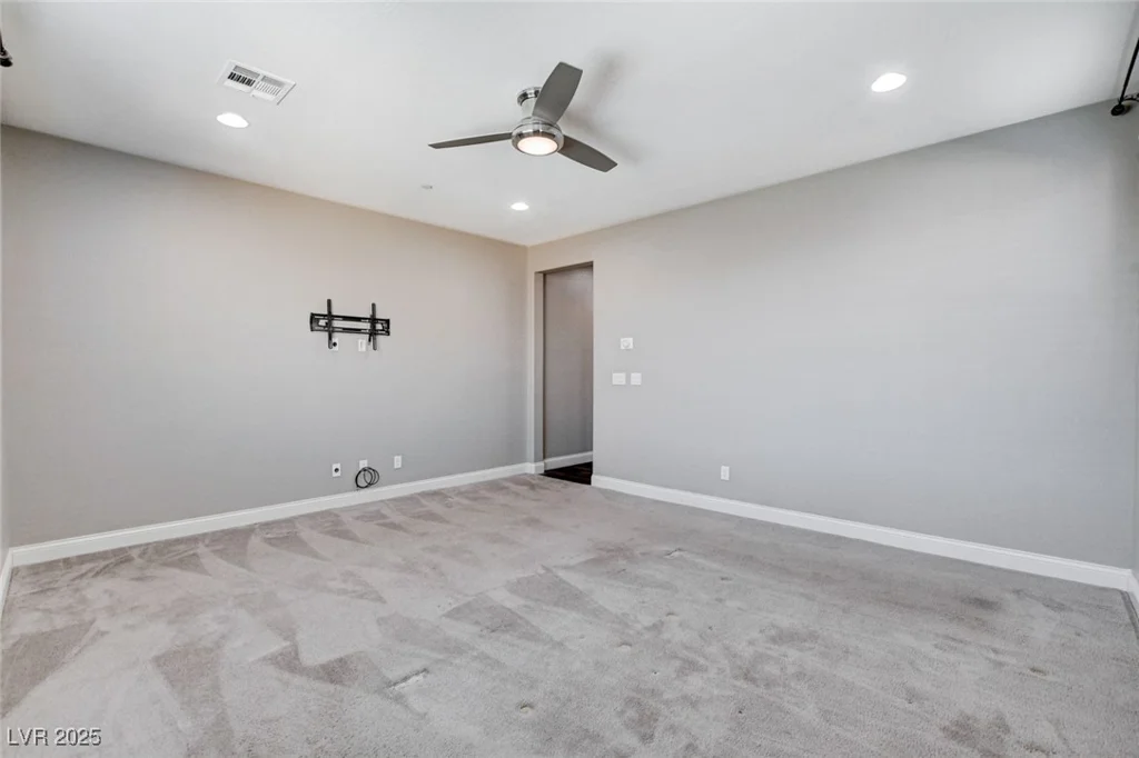 716 Cadence View, Henderson, NV 89011