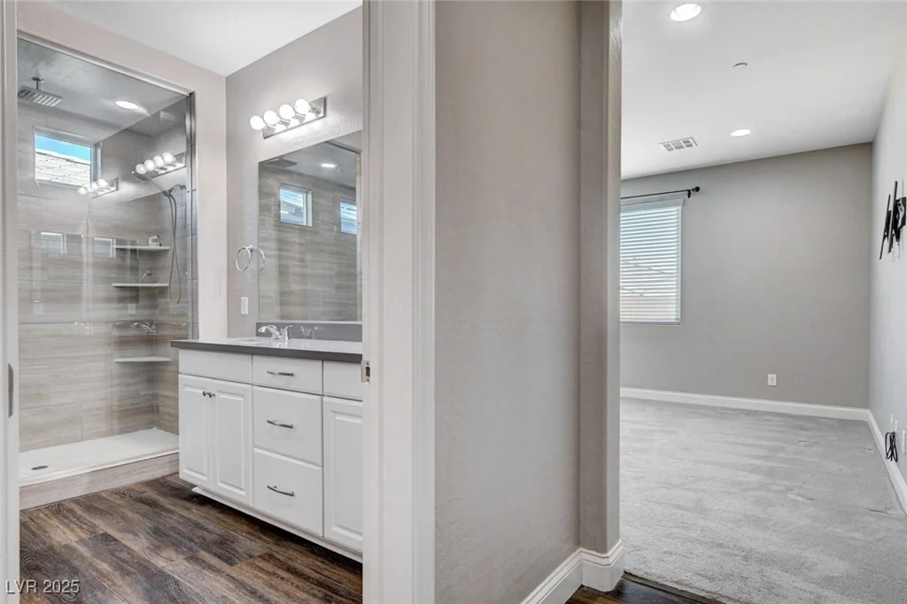716 Cadence View, Henderson, NV 89011