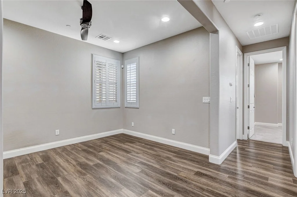 716 Cadence View, Henderson, NV 89011