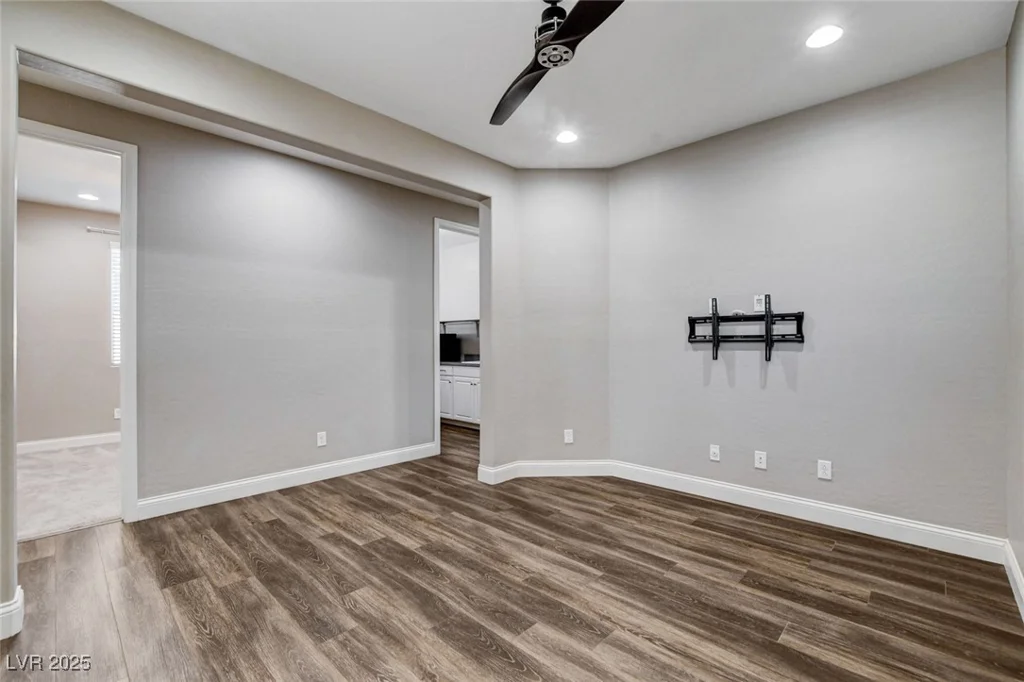 716 Cadence View, Henderson, NV 89011