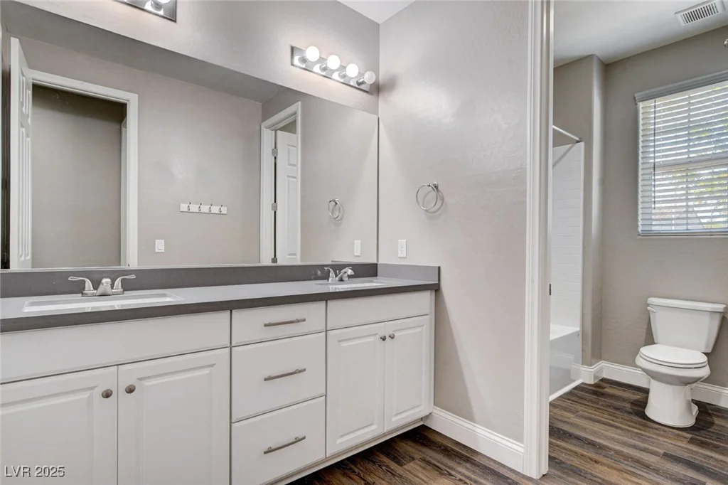 716 Cadence View, Henderson, NV 89011