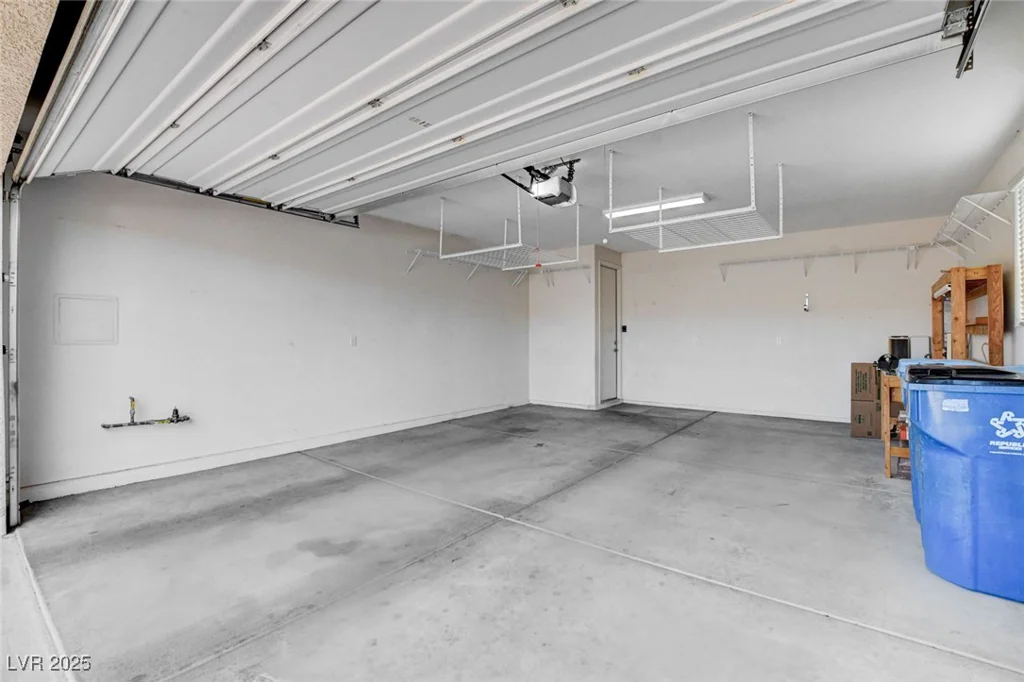 716 Cadence View, Henderson, NV 89011