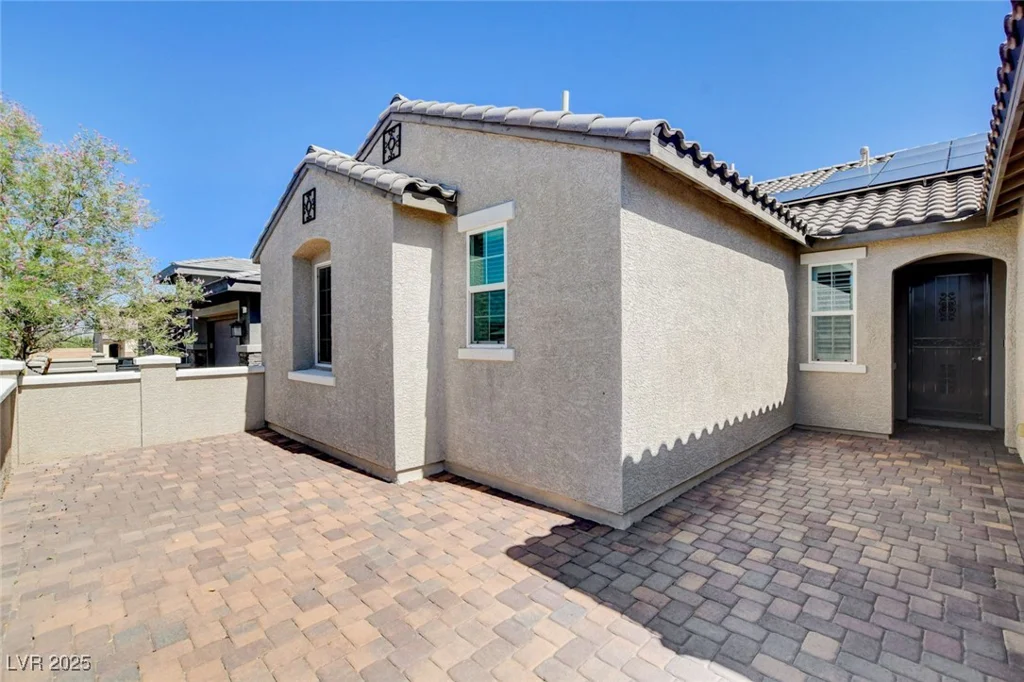 716 Cadence View, Henderson, NV 89011