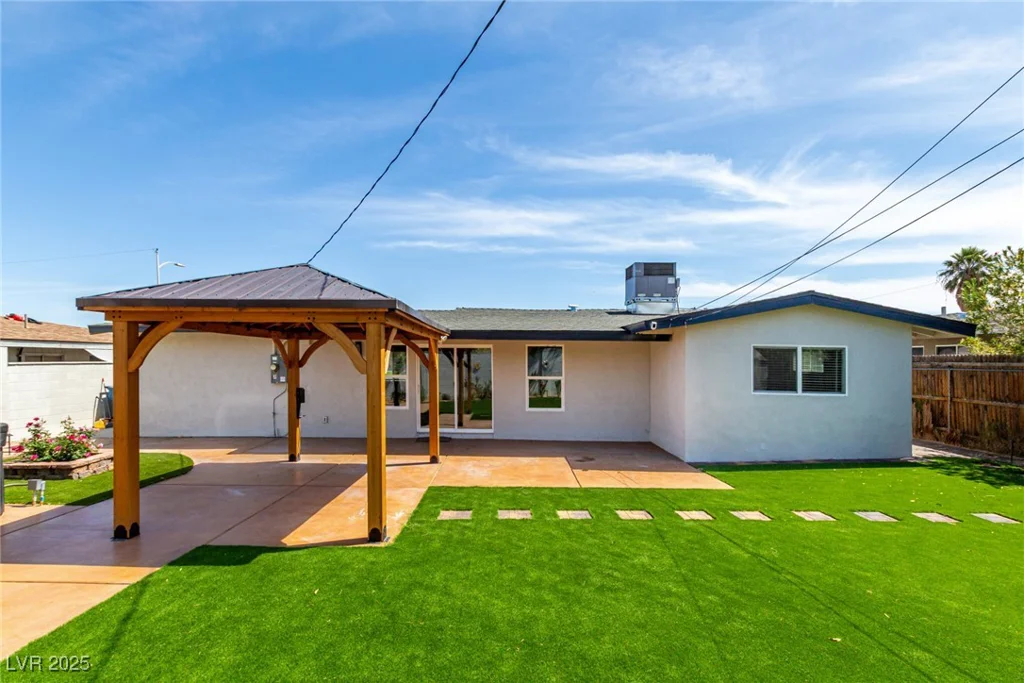 3308 Navajo, Las Vegas, NV 89108