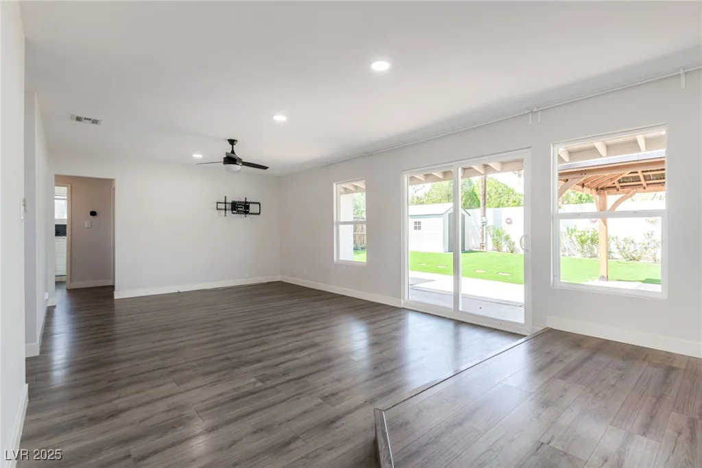 3308 Navajo, Las Vegas, NV 89108