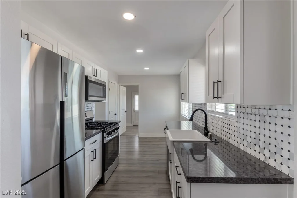 3308 Navajo, Las Vegas, NV 89108