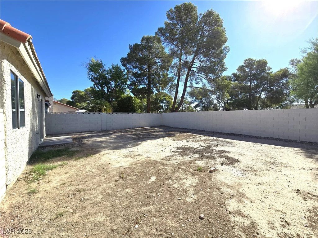 3737 Rainy River, Las Vegas, NV 89108