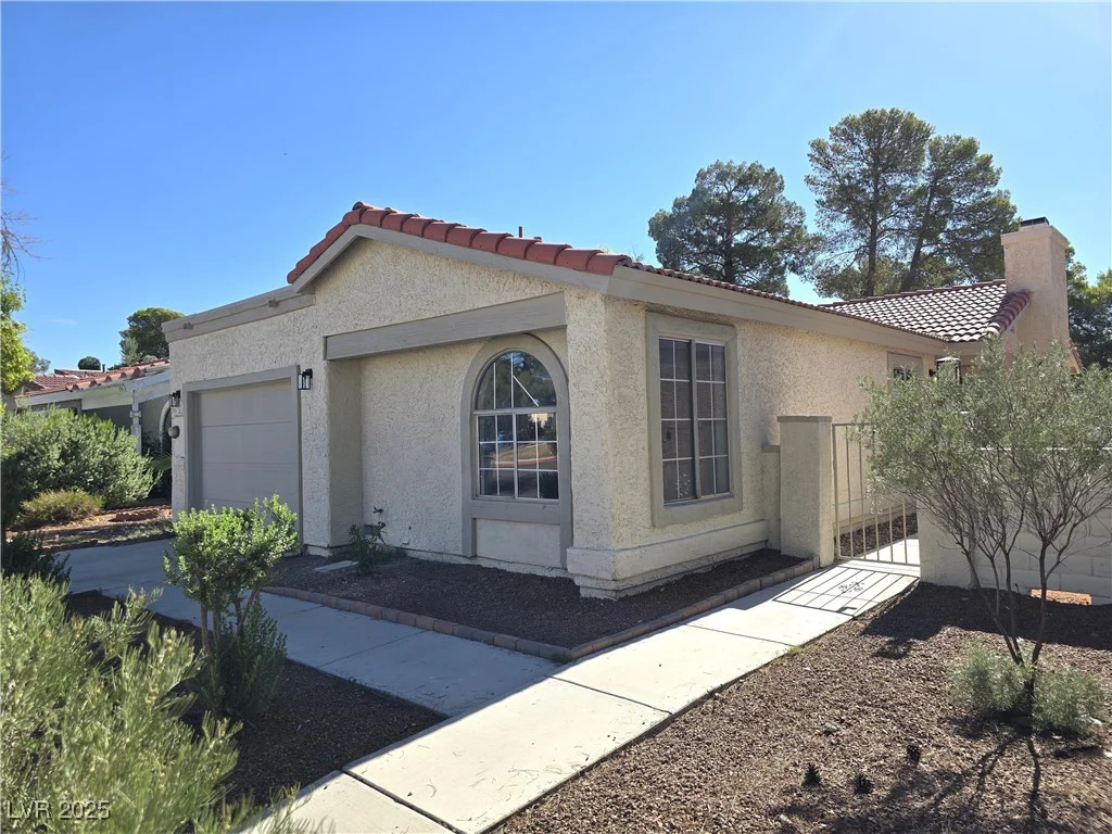 3737 Rainy River, Las Vegas, NV 89108