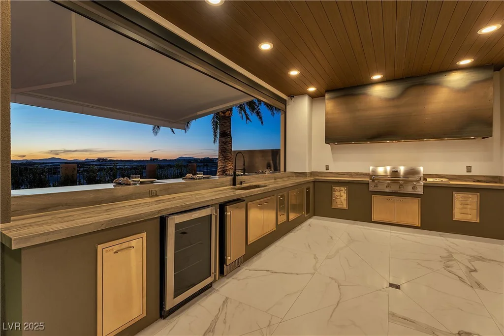 3266 Spring Mountain, Pahrump, NV 89048