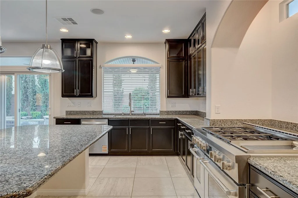 9782 Russian Hill, Las Vegas, NV 89141