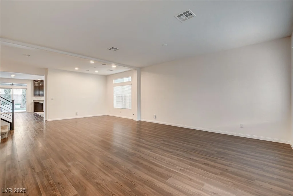 9782 Russian Hill, Las Vegas, NV 89141