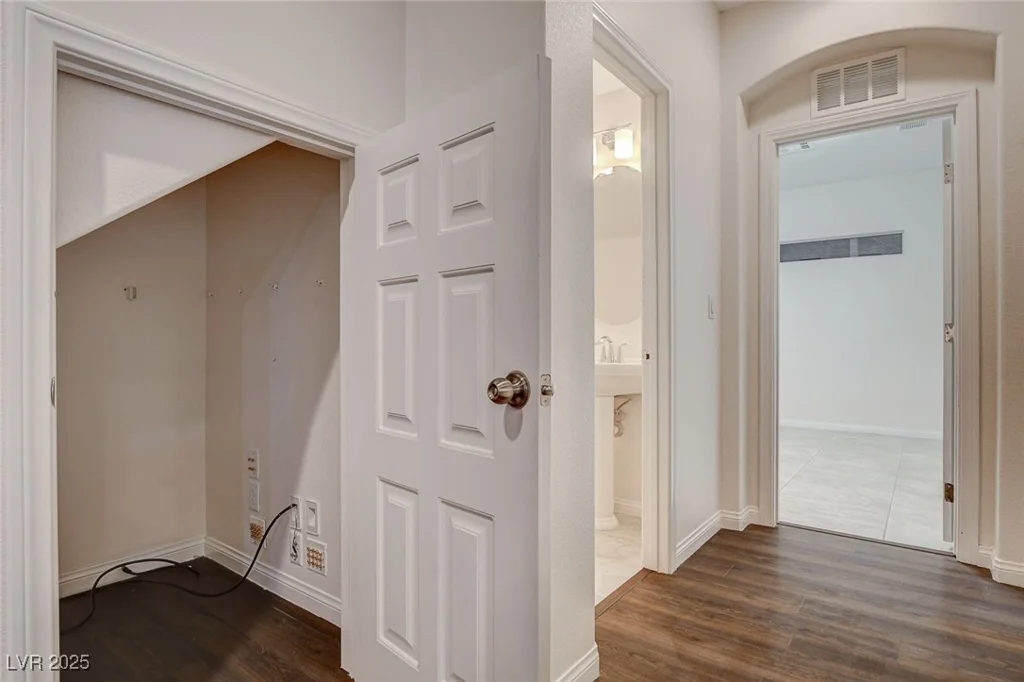 9782 Russian Hill, Las Vegas, NV 89141
